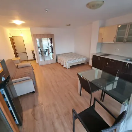 Na Zielonych Wzgórzach * Sunny Beach