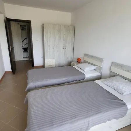 Na Zielonych Wzgórzach Apartamento *
