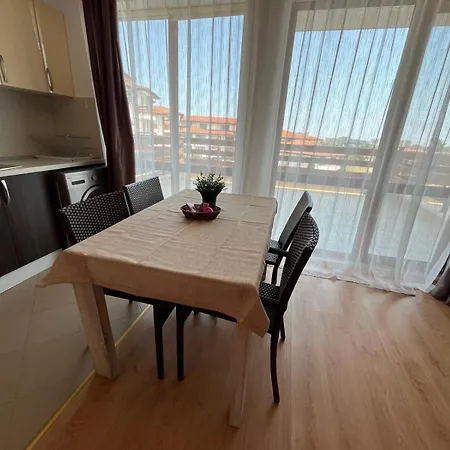 Na Zielonych Wzgórzach * Sunny Beach